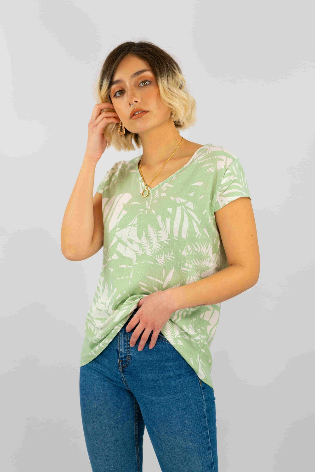 Blusa Similar Lino Estampado Con Traba En Espalda